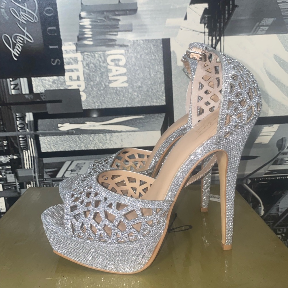 Thalia Sodi Silver Glitter Heels with Laser-Cut Design